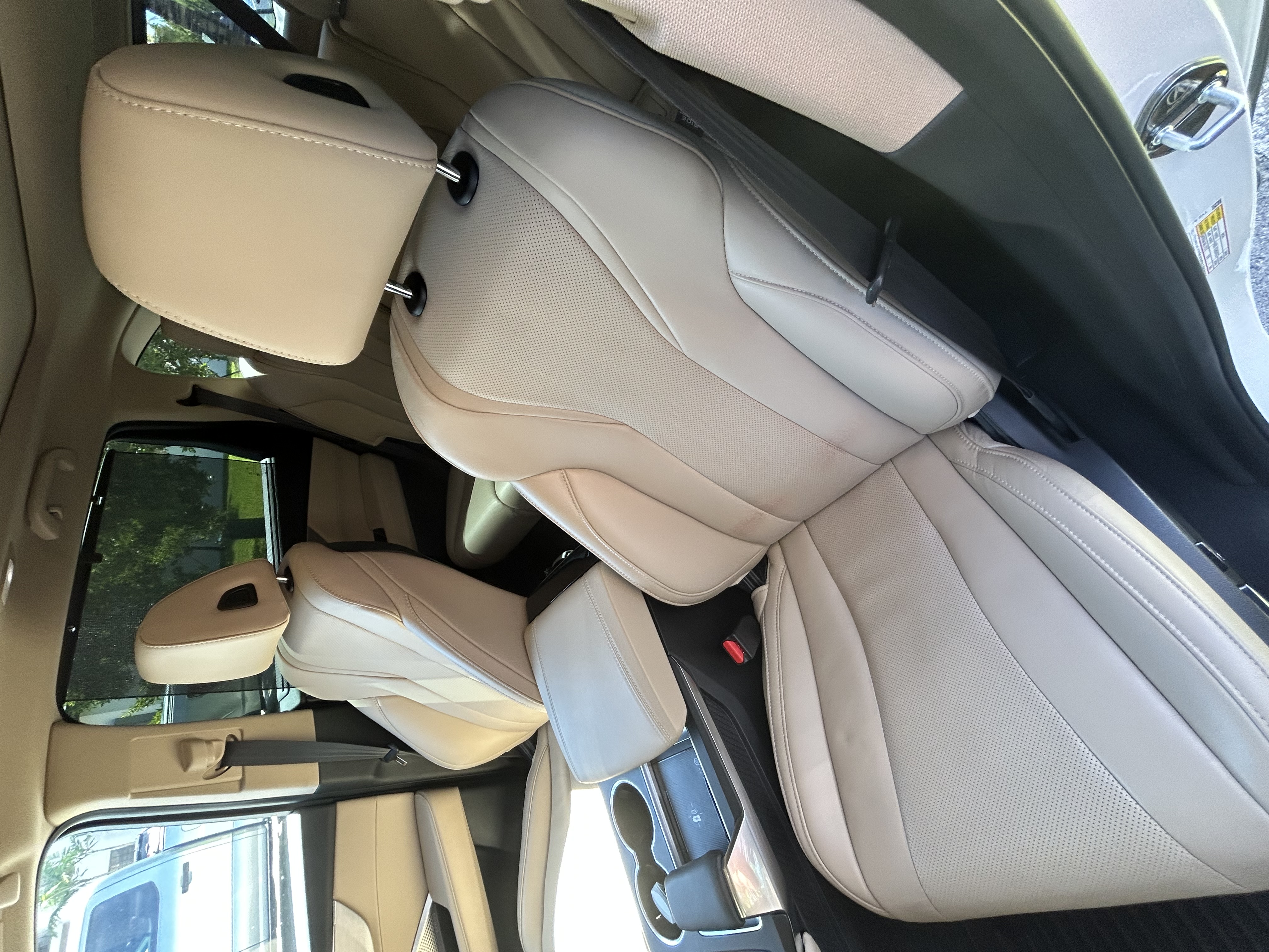 Used 2024 Acura MDX w/ Technology Package FWD image 11