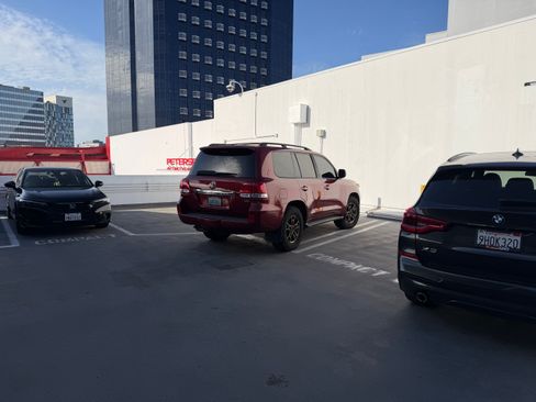 Used 2008 Toyota Land Cruiser image 10