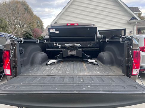 Used 2018 RAM 2500 Tradesman w/ Popular Equipment Group image 12