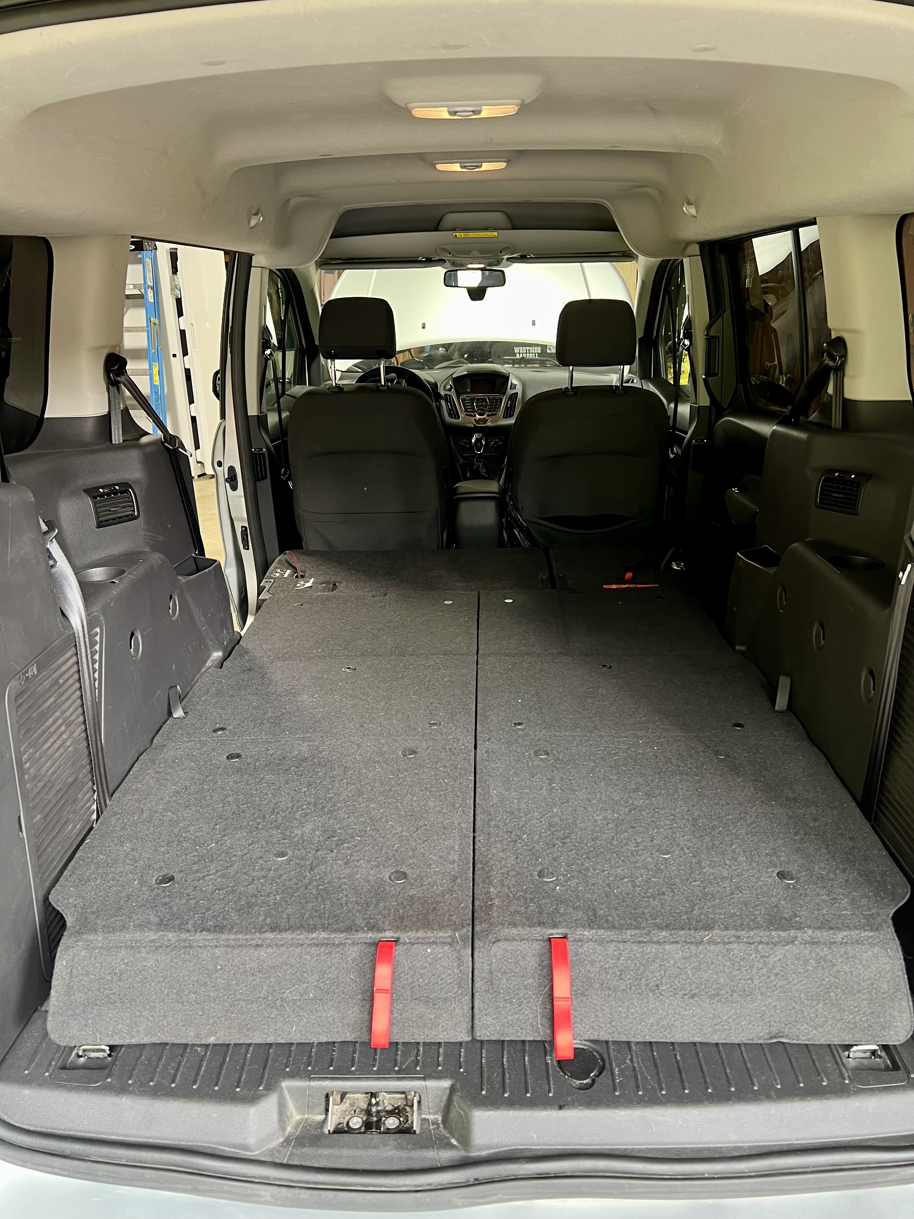 Used 2018 Ford Transit Connect XLT FWD image 12