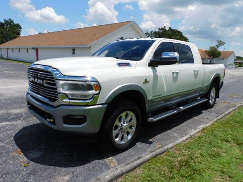 Used 2021 RAM 3500 Laramie image 4
