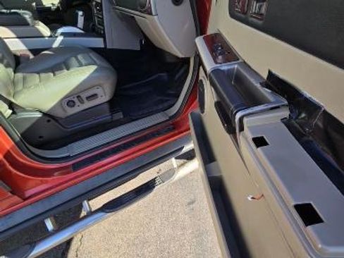 Used 2003 HUMMER H2 w/ Preferred Equipment Group image 14