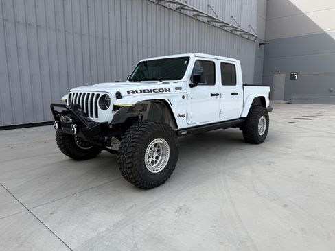 Used 2021 Jeep Gladiator Rubicon AWD/4WD image 4