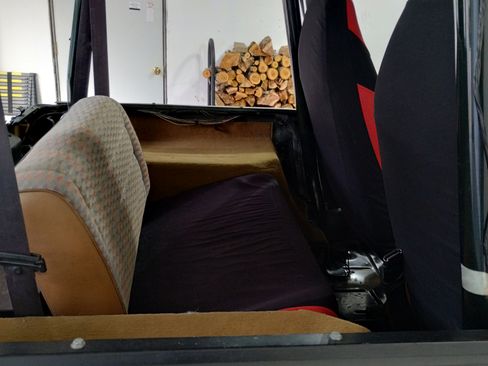 Used 1995 Jeep Wrangler Sport S image 4