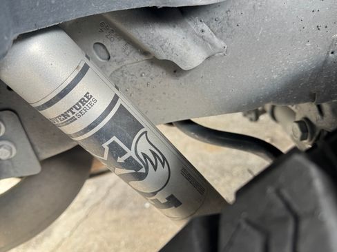 Used 2022 Jeep Wrangler Unlimited Sahara w/ Cold Weather Group image 31