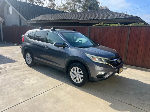 Used 2016 Honda CR-V EX image 2