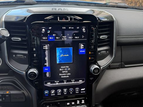 Used 2020 RAM 2500 Laramie image 11