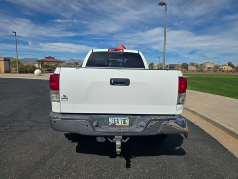 Used 2011 Toyota Tundra 4x4 Double Cab w/ TRD Off-Road Pkg image 8
