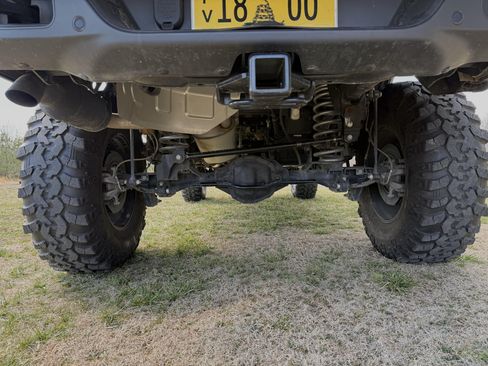 Used 2020 Jeep Gladiator Sport w/ Quick Order Package 24S image 16