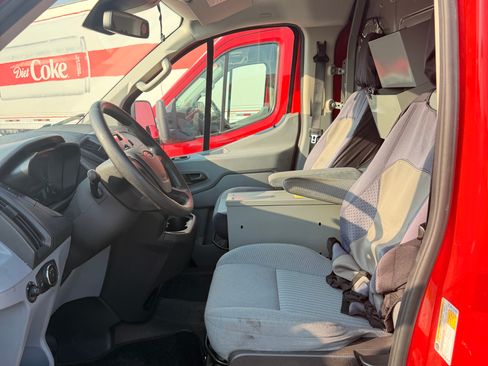 Used 2016 Ford Transit 150 130 Low Roof RWD image 6