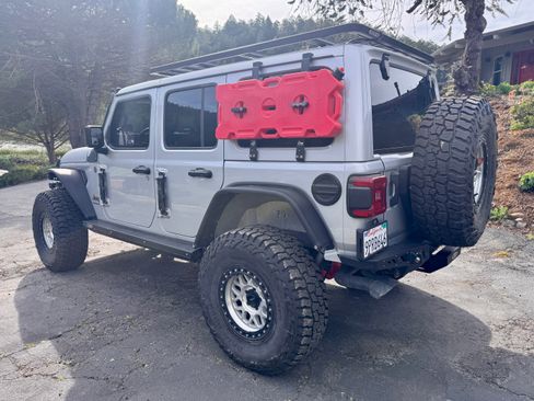 Used 2024 Jeep Wrangler Unlimited Rubicon 392 image 4