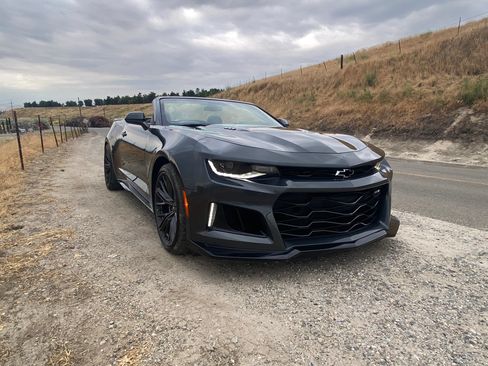 Used 2017 Chevrolet Camaro ZL1 image 21