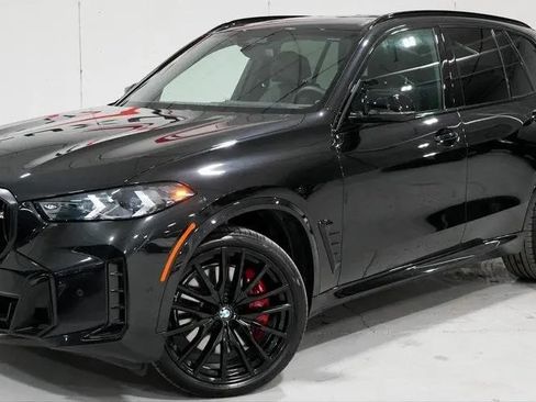 Used 2025 BMW X5 M60i w/ Executive Package image 1