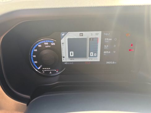 Used 2022 Ford Bronco Black Diamond image 19