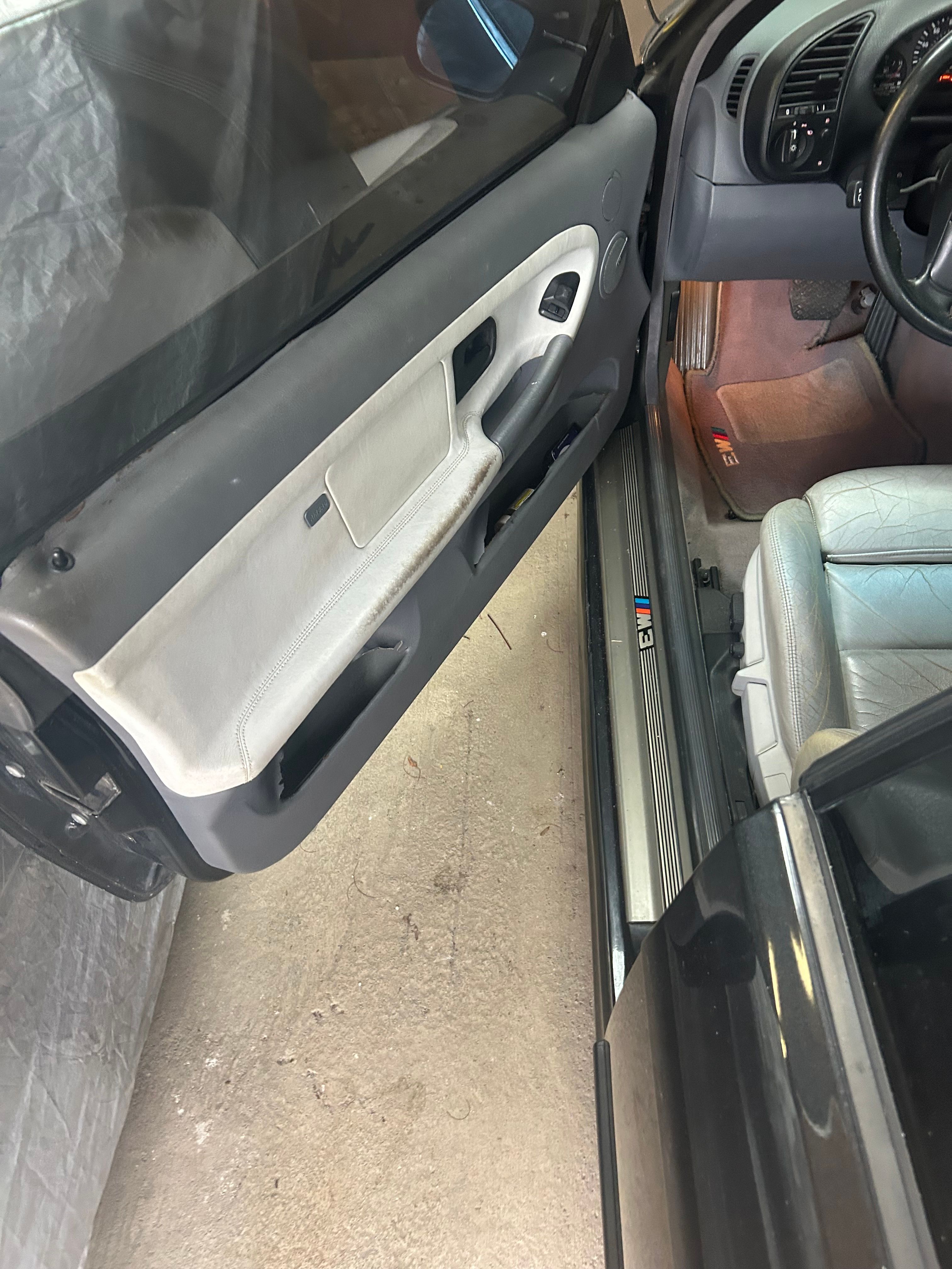 Used 1999 BMW M3 Convertible RWD image 16