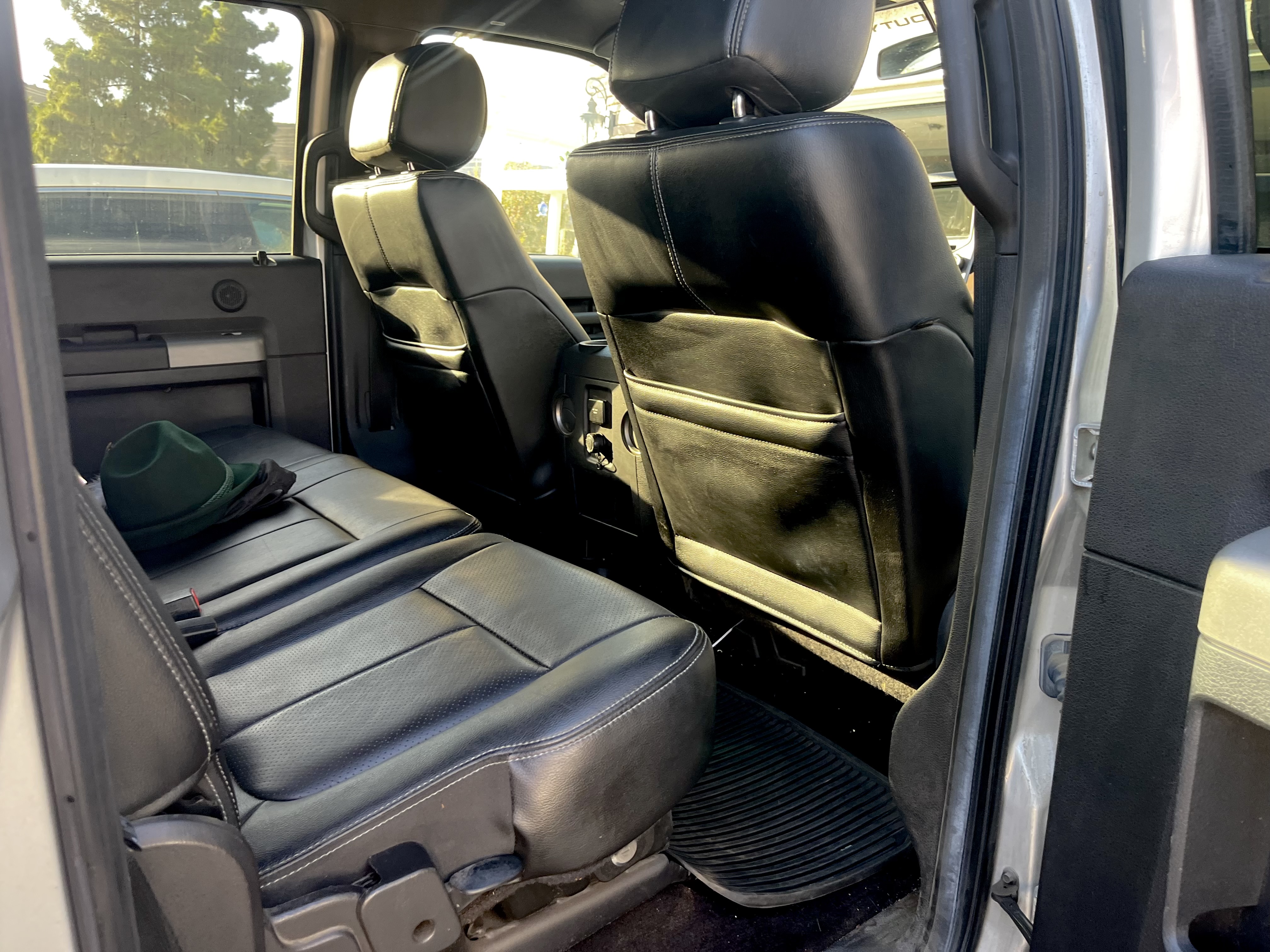 Used 2016 Ford F250 Lariat w/ Lariat Interior Package AWD/4WD image 5