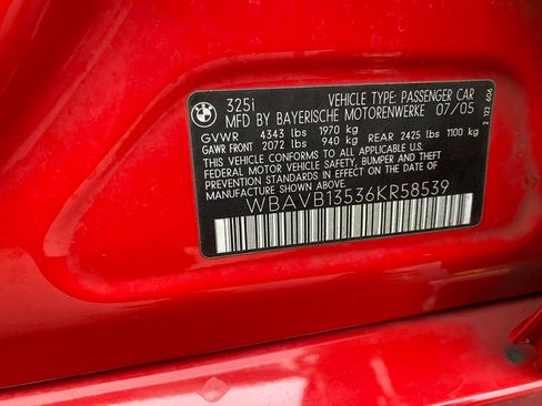 Used 2006 BMW 325i Sedan RWD image 5
