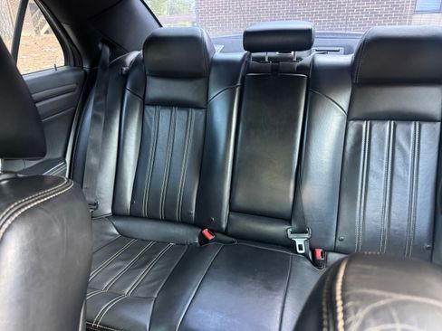 Used 2014 Chrysler 300 S AWD/4WD image 5