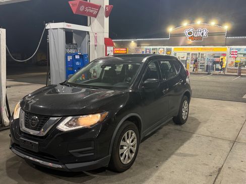 Used 2020 Nissan Rogue S AWD/4WD image 4