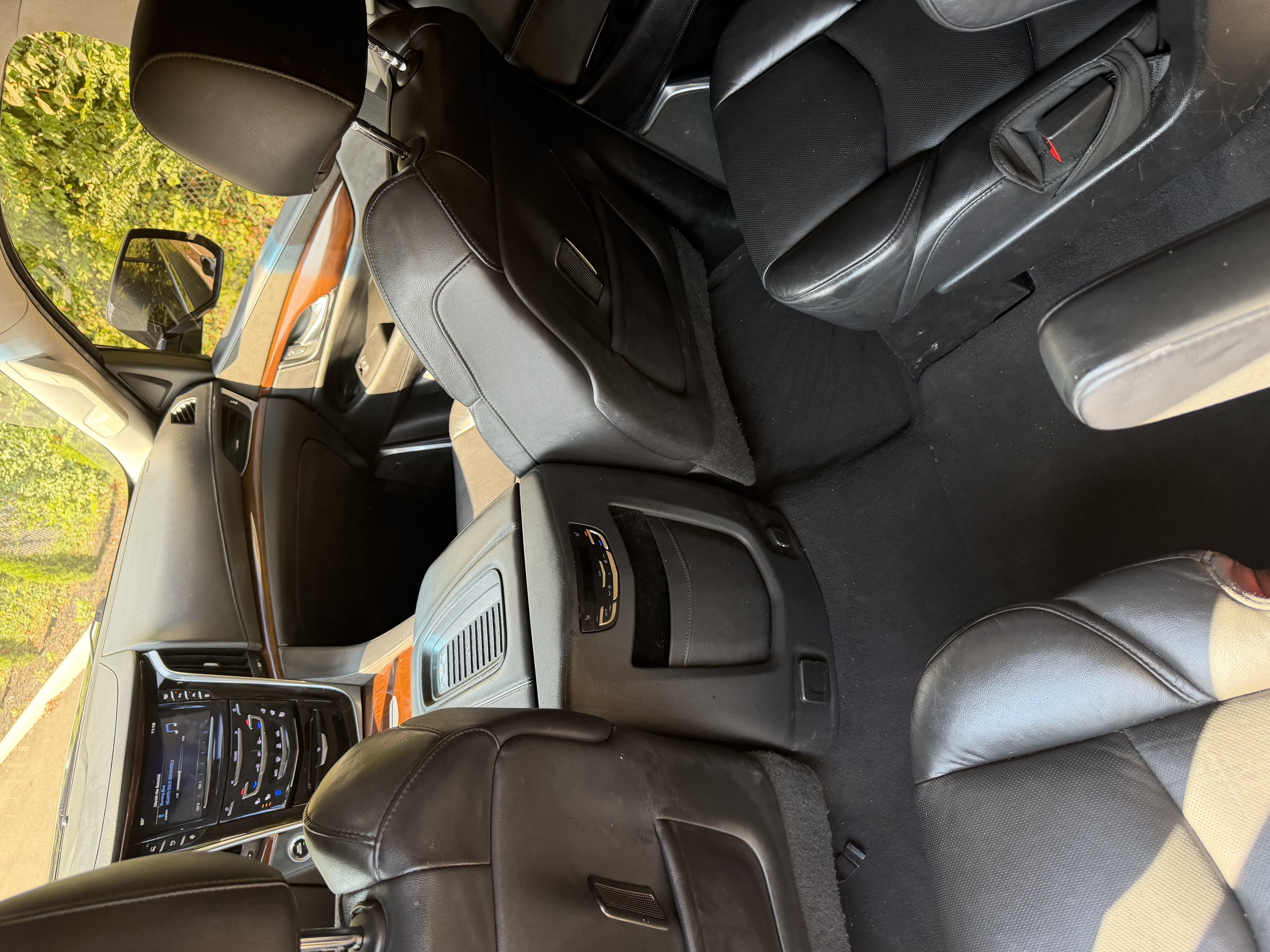 Used 2019 Cadillac Escalade Luxury RWD image 15