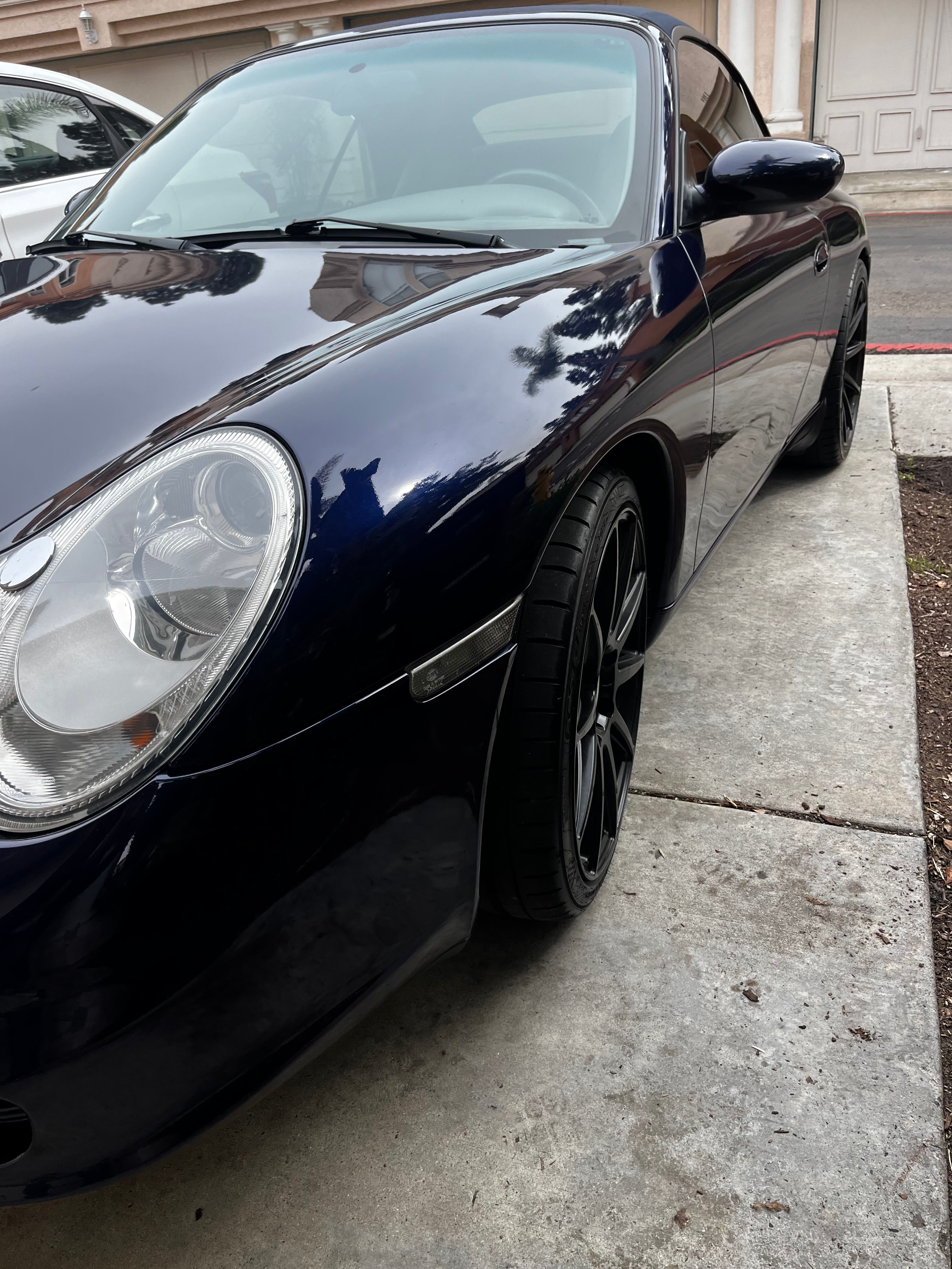 Used 2002 Porsche 911 Carrera 4 AWD/4WD image 14