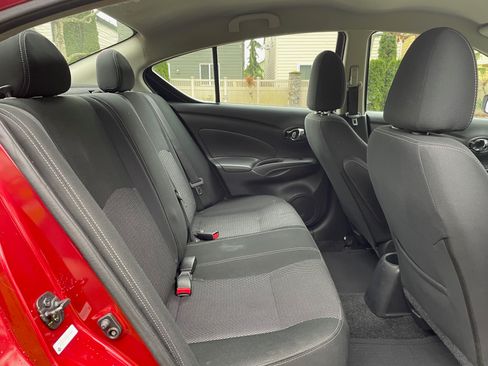 Used 2018 Nissan Versa SV image 22