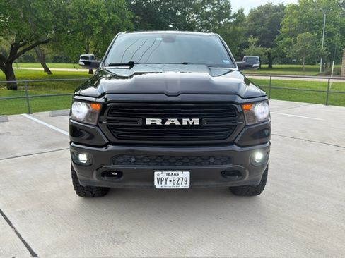 Used 2019 RAM 1500 Big Horn RWD image 2