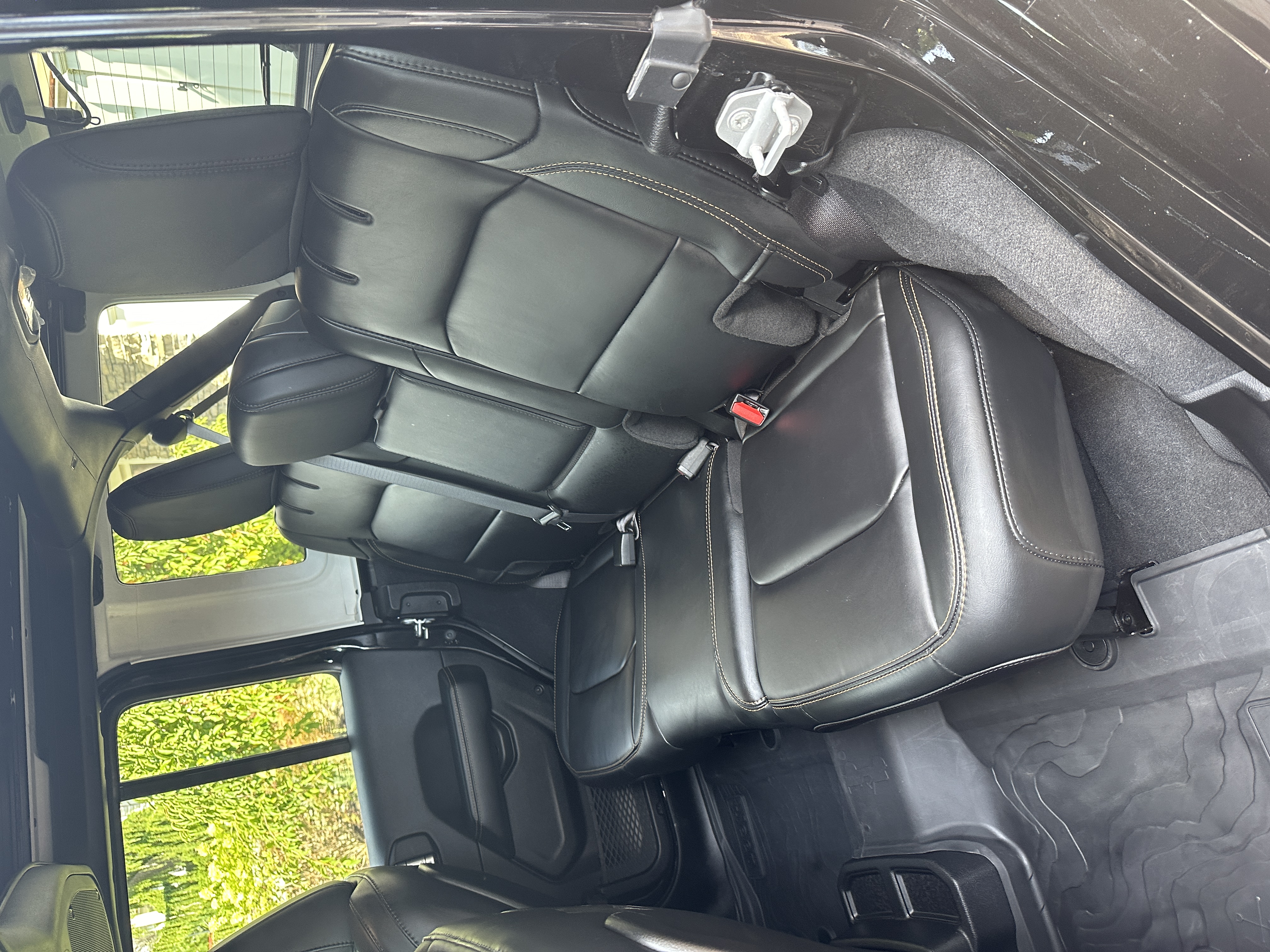 Used 2025 Jeep Wrangler Unlimited Rubicon 392 AWD/4WD image 23