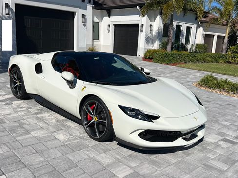 Used 2025 Ferrari 296 GTS image 5