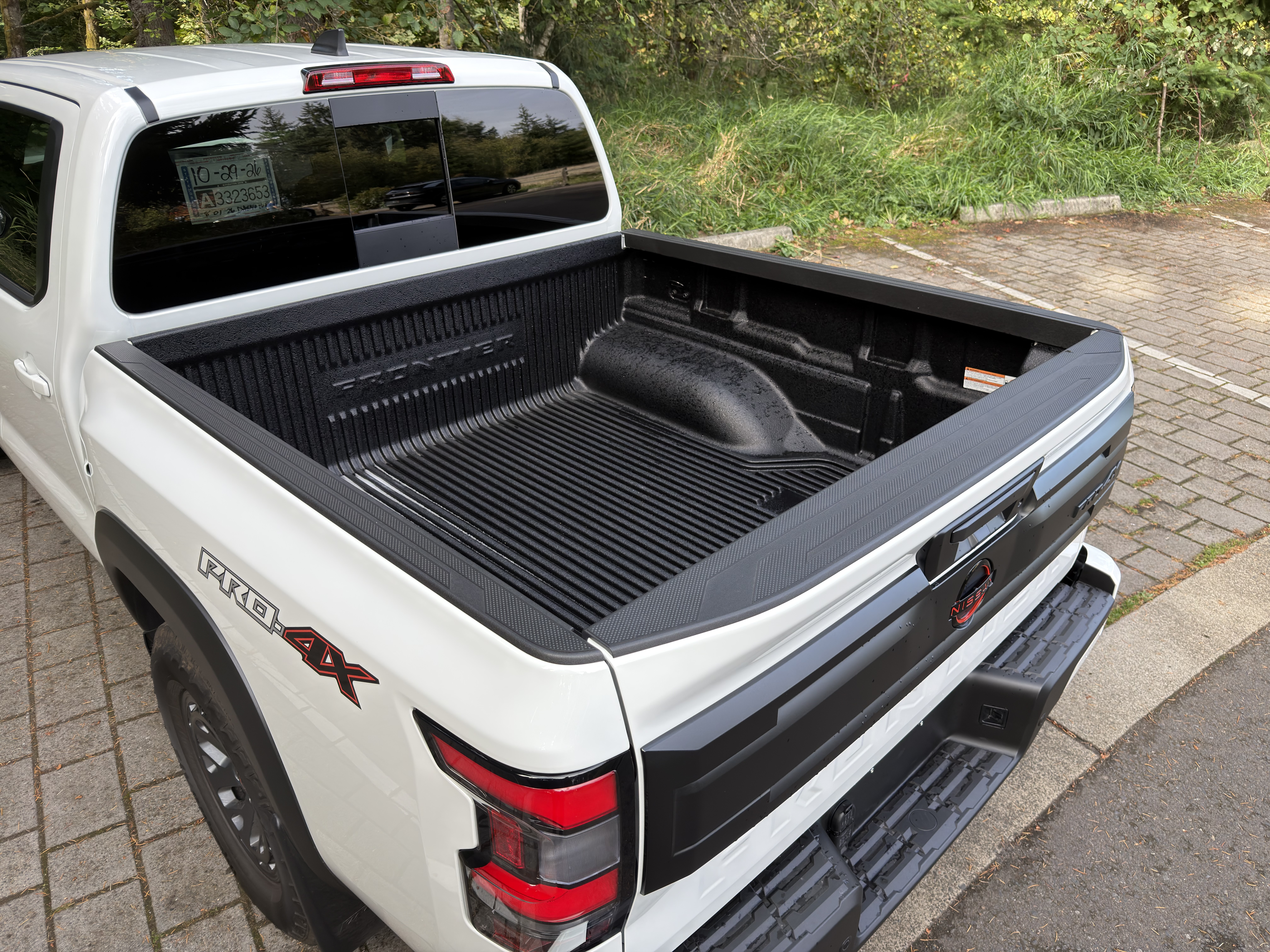 Used 2026 Nissan Frontier PRO-4X w/ Tow Package AWD/4WD image 15