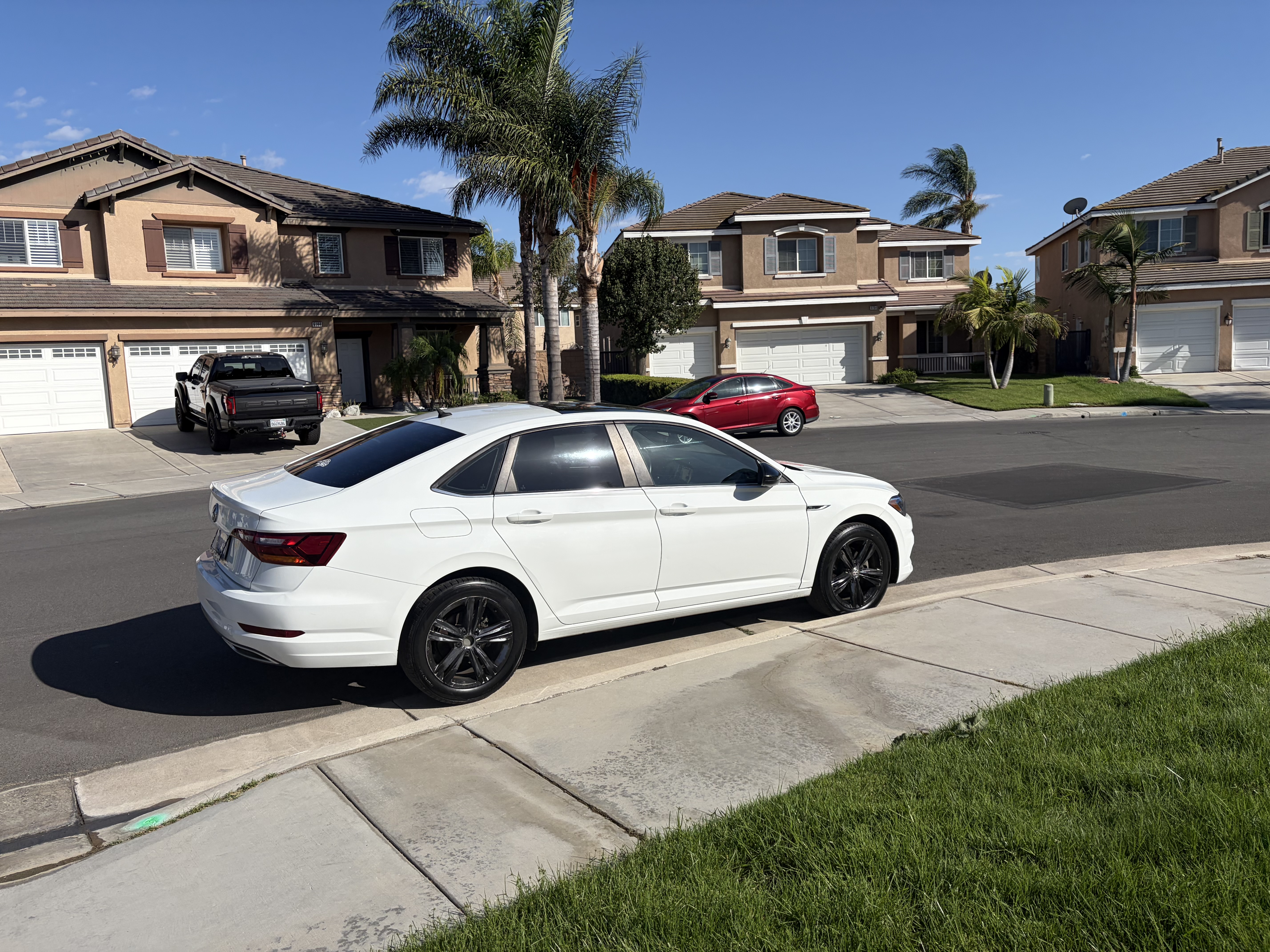 Used 2019 Volkswagen Jetta R-Line FWD image 4