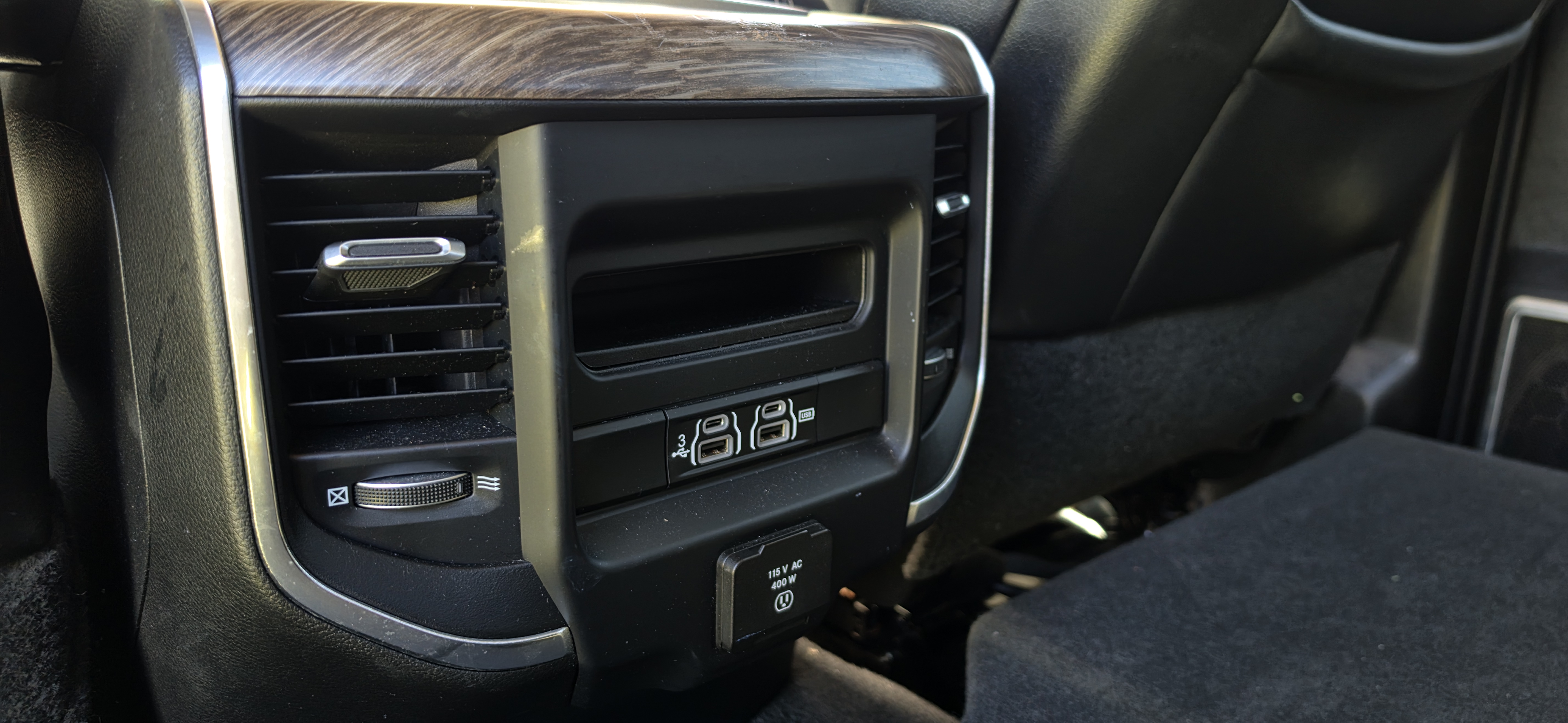 Used 2019 RAM 3500 Laramie AWD/4WD image 15