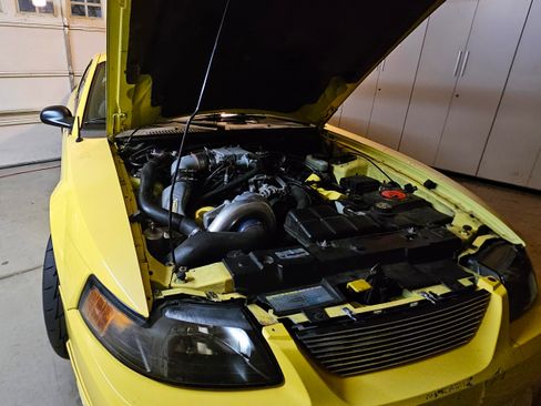 Used 2001 Ford Mustang GT Premium image 9