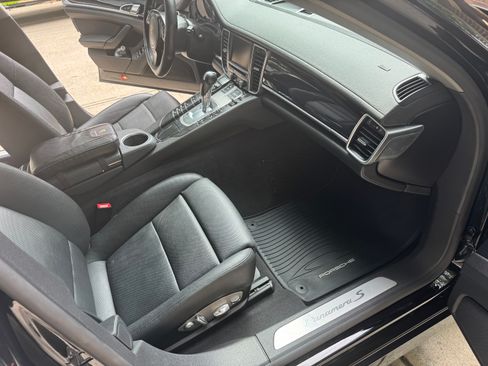 Used 2015 Porsche Panamera S RWD image 11
