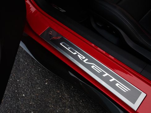 Used 2016 Chevrolet Corvette Z06 w/ 3LZ Preferred Equipment Group image 14