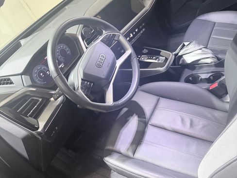 Used 2023 Audi Q4 e-tron Prestige w/ Black Optic Package image 11