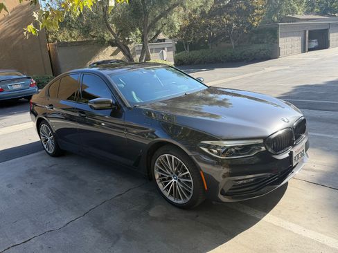 Used 2018 BMW 530e xDrive AWD/4WD image 1