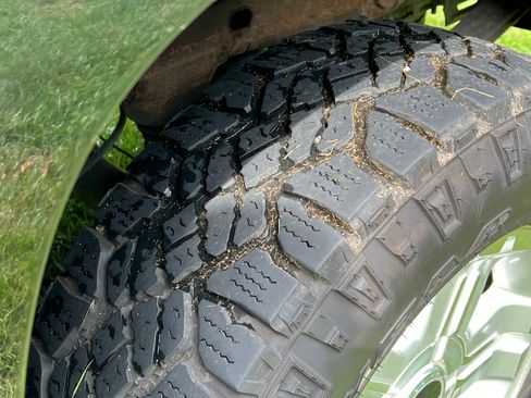 Used 2008 Chevrolet Silverado 1500 LT w/ Suspension Package, Off-Road AWD/4WD image 5