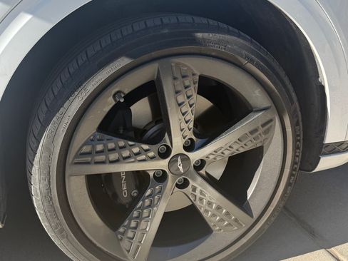 Used 2022 Genesis GV70 3.5T Sport w/ Sport Prestige Package image 14