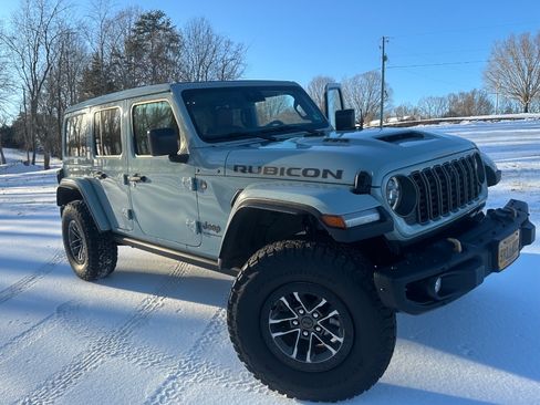 Used 2024 Jeep Wrangler Unlimited Rubicon 392 AWD/4WD image 12