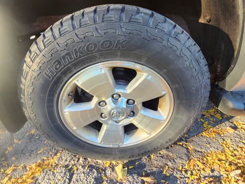 Used 2005 Toyota 4Runner Sport image 15