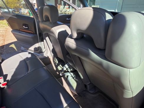 Used 2005 Buick Le Sabre Custom w/ Platinum Edition Plus Pkg image 10