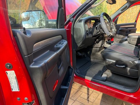 Used 2005 Dodge Ram 3500 Truck SLT image 5