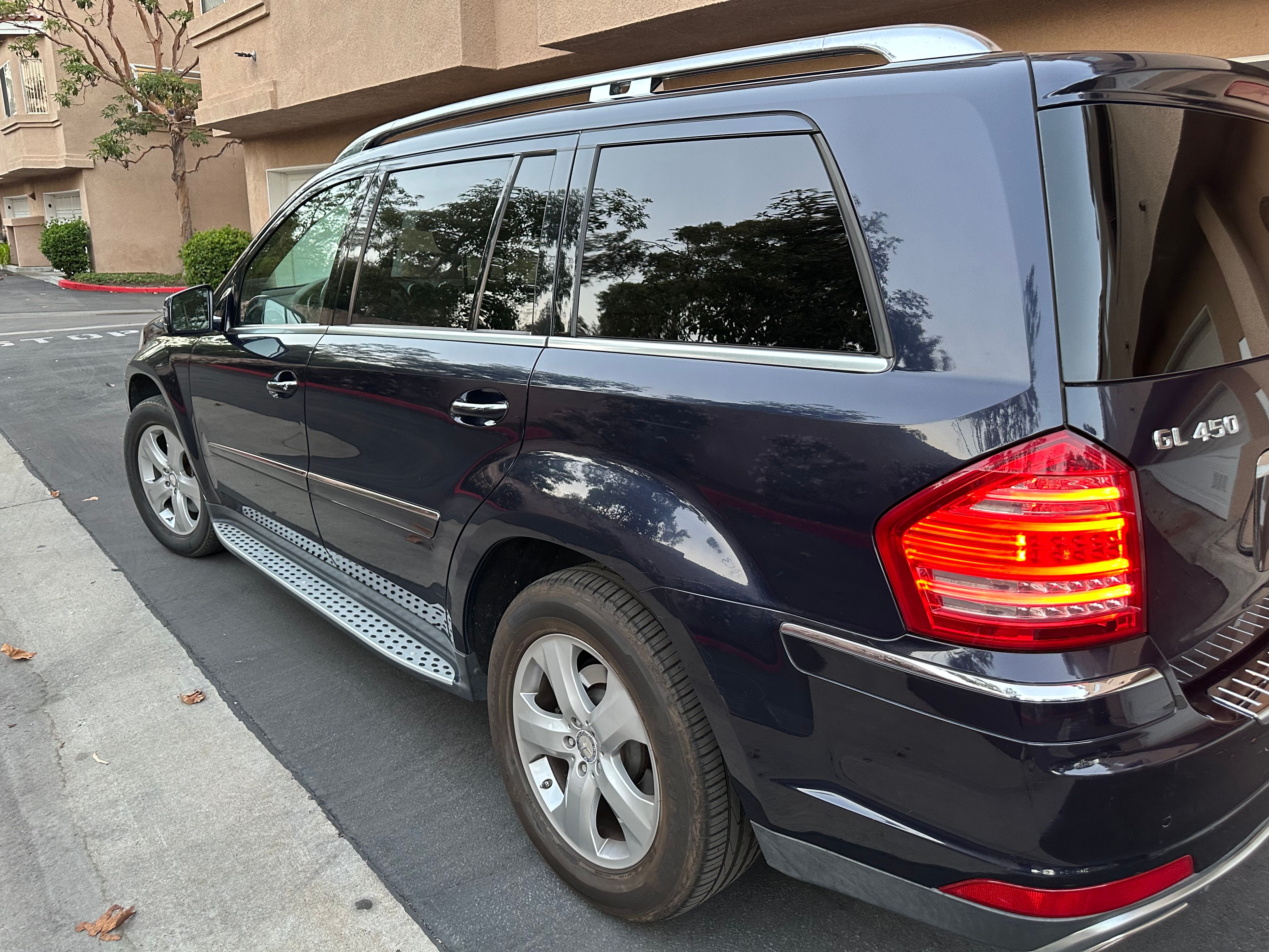 Used 2012 Mercedes-Benz GL 450 4MATIC image 6