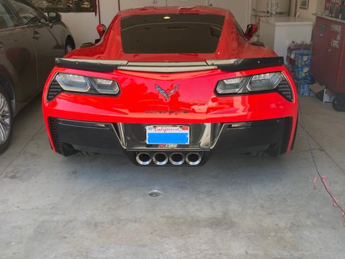 Used 2016 Chevrolet Corvette Z06 w/ 2LZ Preferred Equipment Group image 5