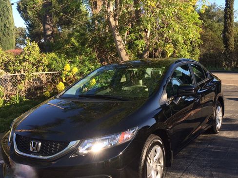 Used 2014 Honda Civic LX image 2