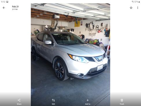 Used 2017 Nissan Rogue Sport SL w/ SL Premium Package image 2