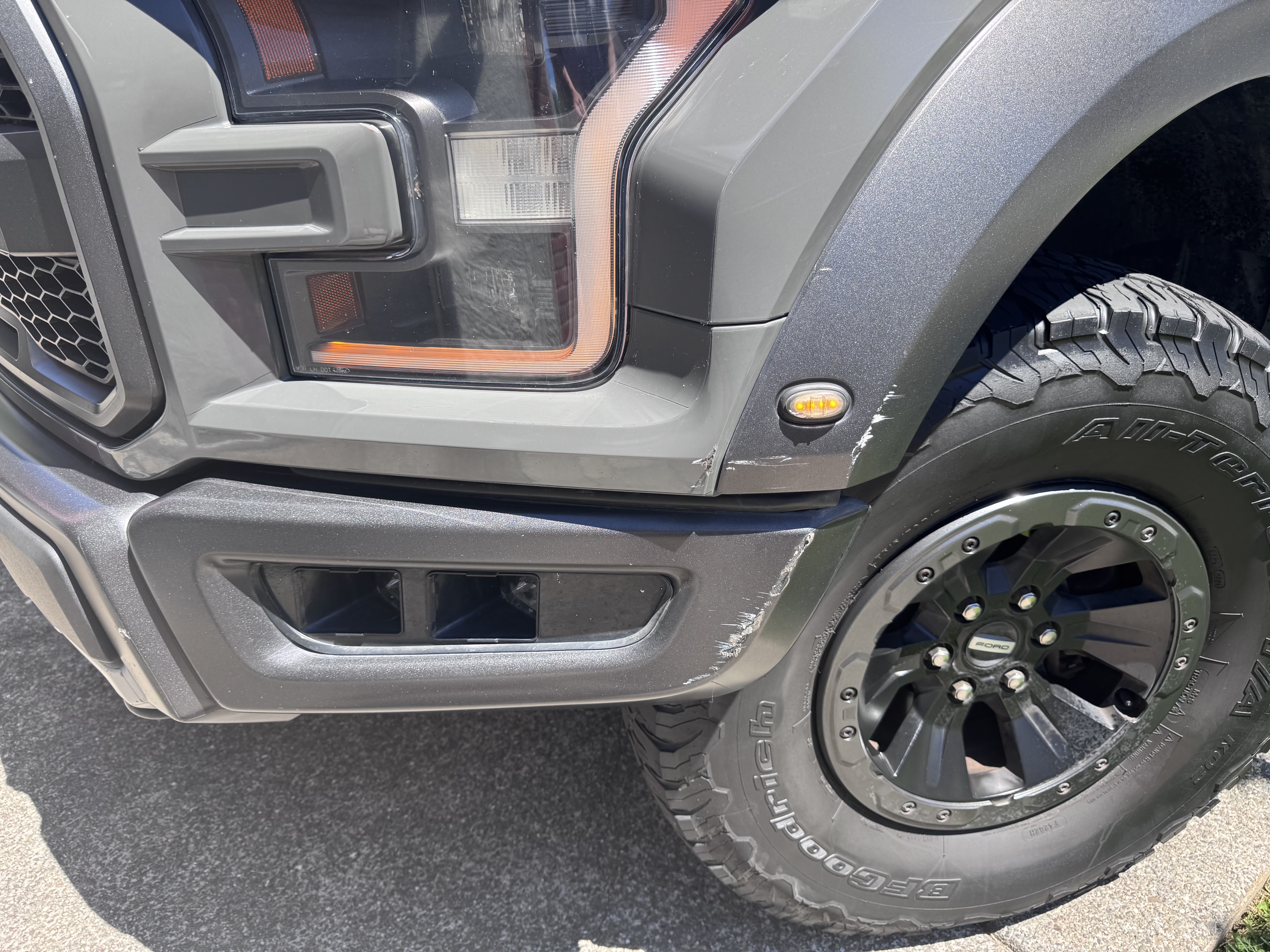 Used 2018 Ford F150 Raptor w/ Equipment Group 802A Luxury AWD/4WD image 8