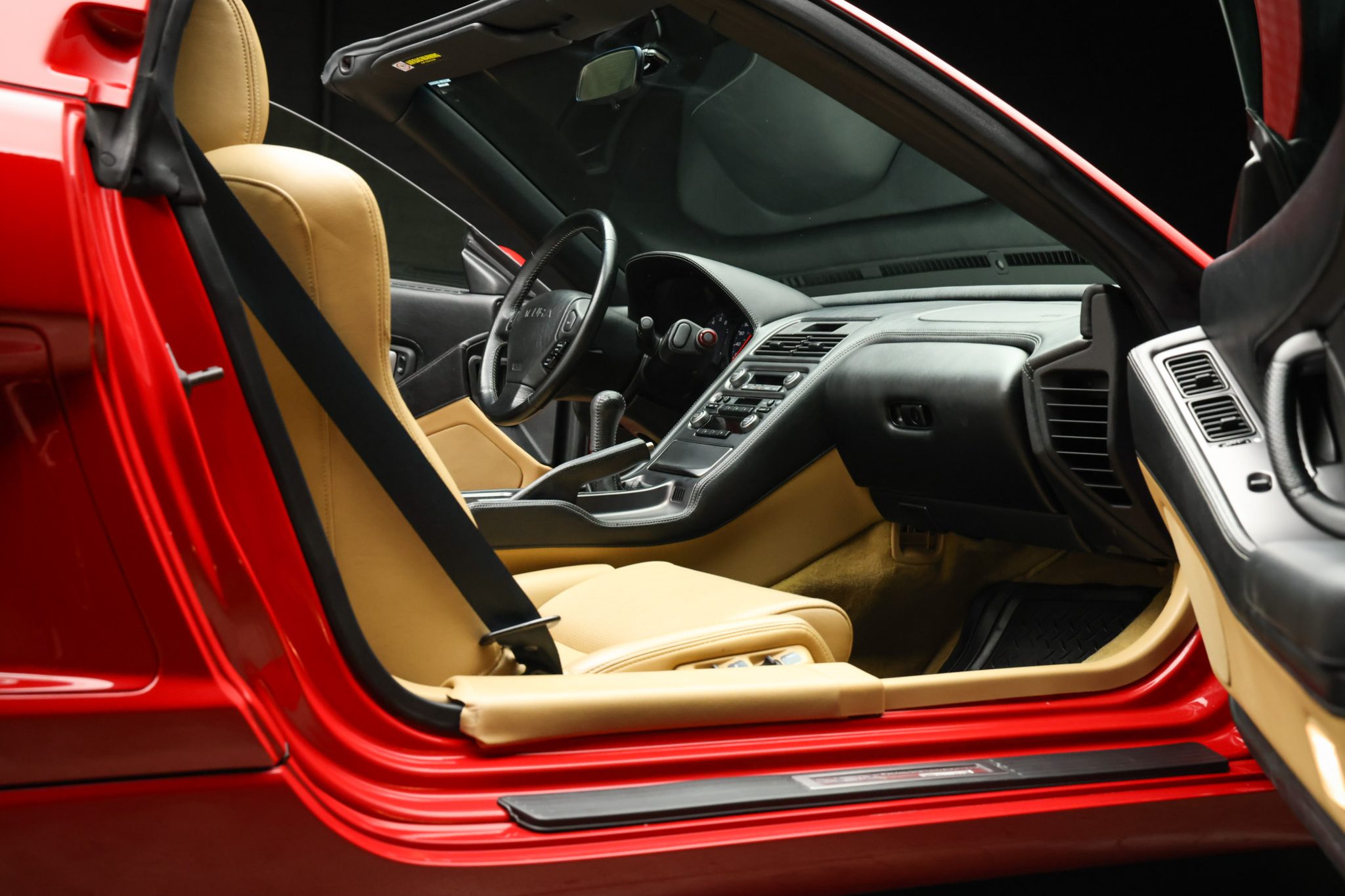 Used 2002 Acura NSX T RWD image 26