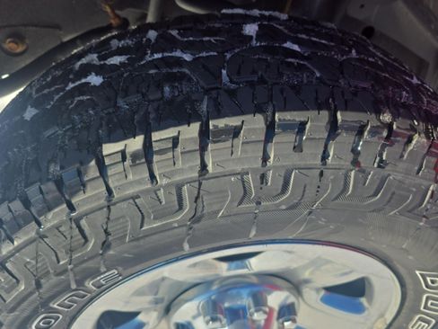 Used 2018 RAM 2500 Tradesman w/ Chrome Appearance Group image 8